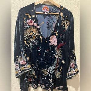 Gorgeous Johnny was  blue green Velvet Bishop sleeve tunic. Ornate embroidery.